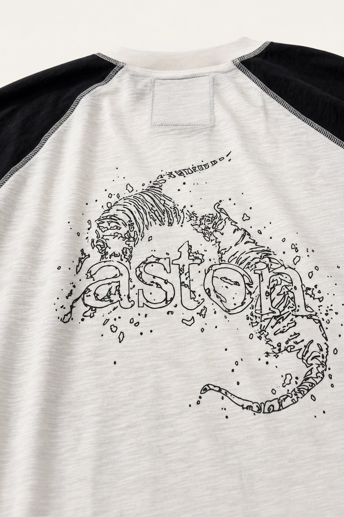 Aston Abode Box Henley in Housecat, print detail close-up