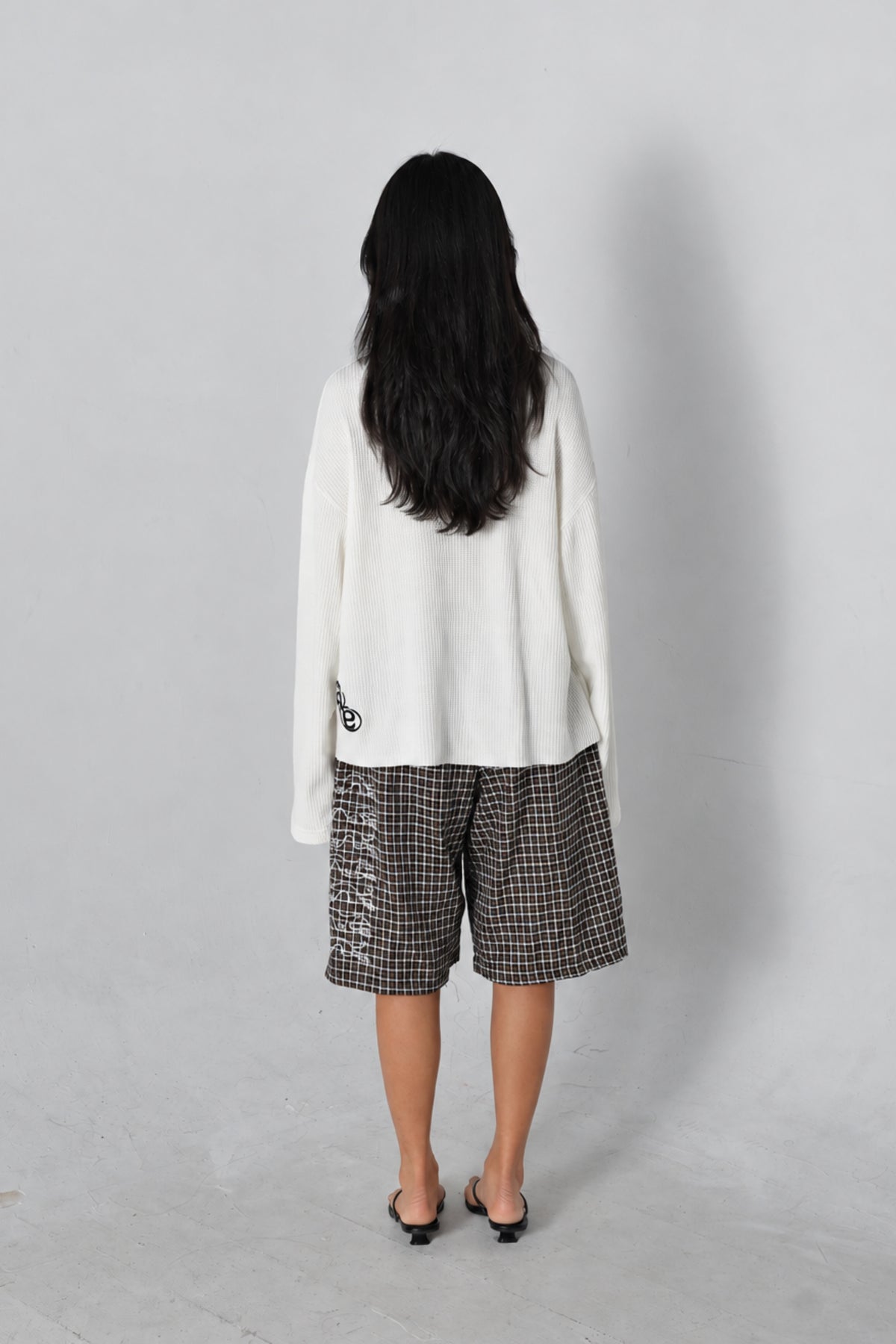 Box Henley - Ivory on model