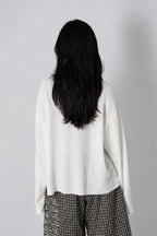 Box Henley - Ivory on model