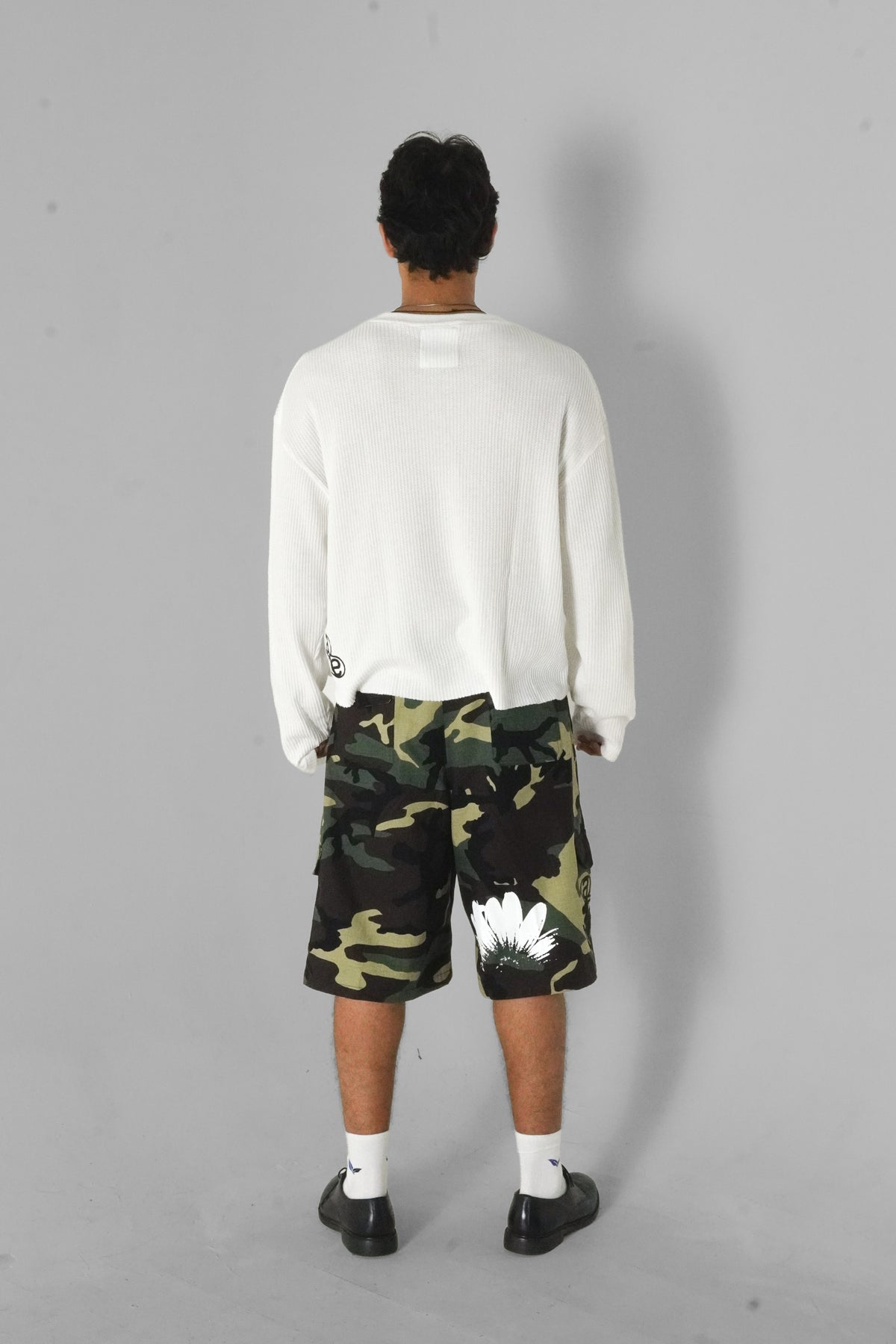 Box Henley - Ivory on model
