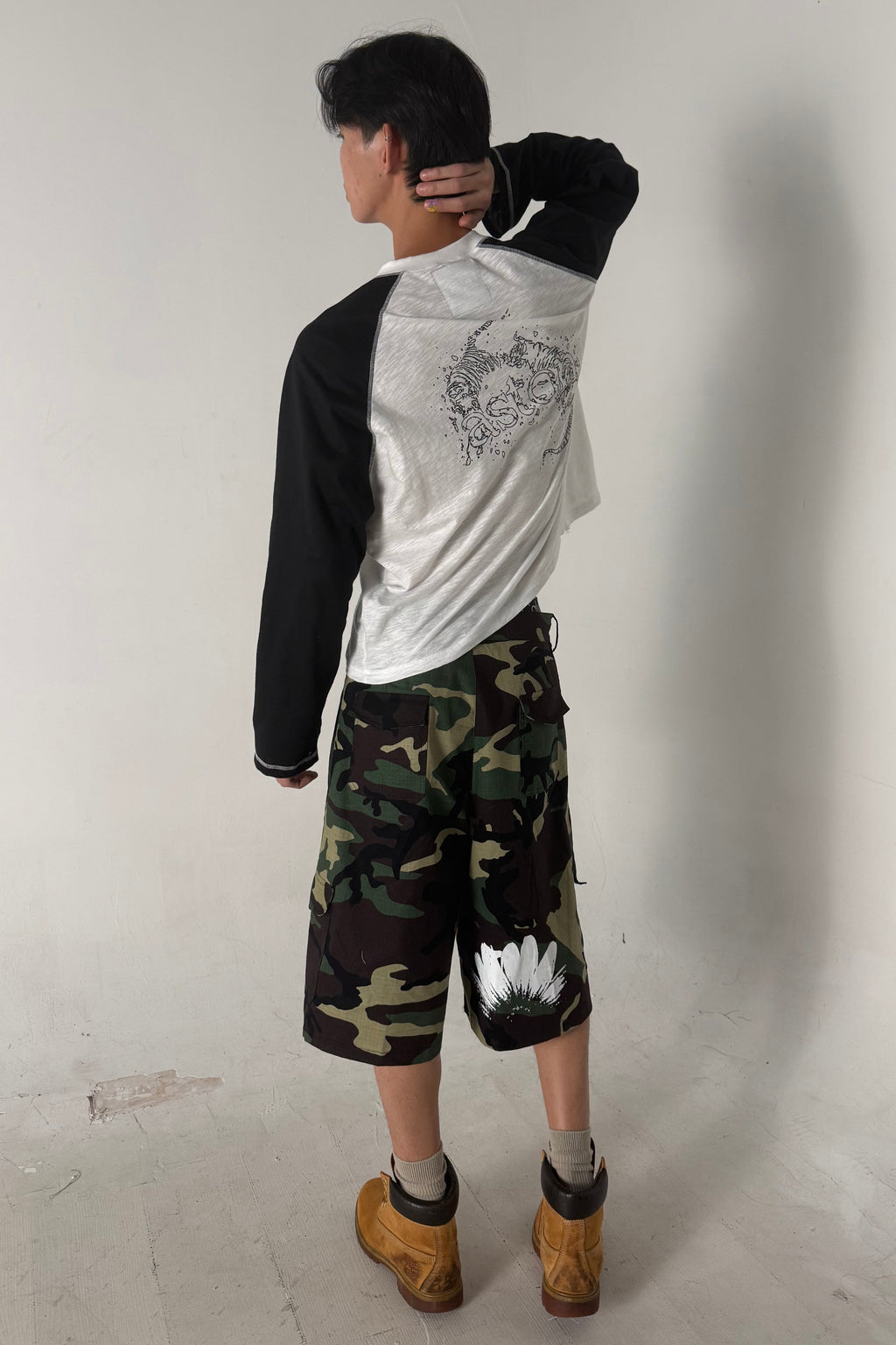 Aston Abode Lobby Shorts in Garden, lifestyle shot on Gerald