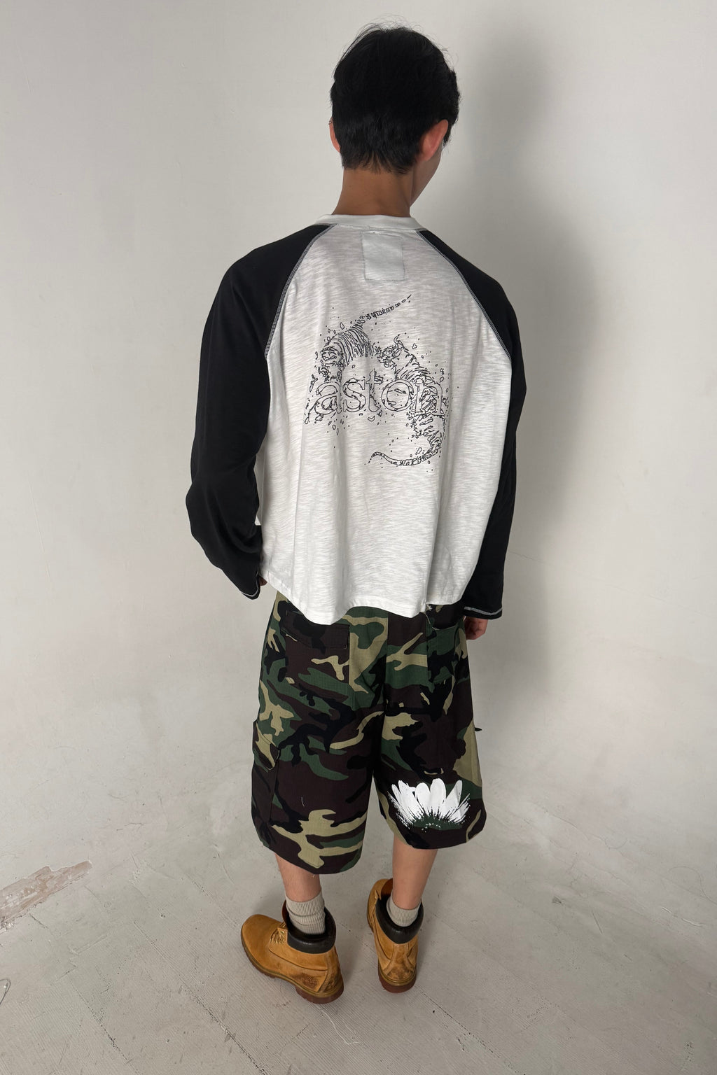 Aston Abode Lobby Shorts in Garden, lifestyle shot on Gerald