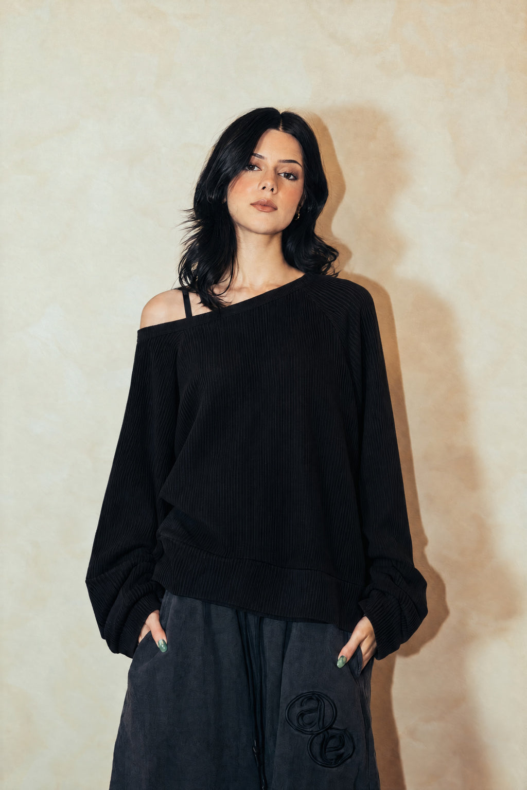 Aston Abode Open Shoulder Thermal, front view, on female model