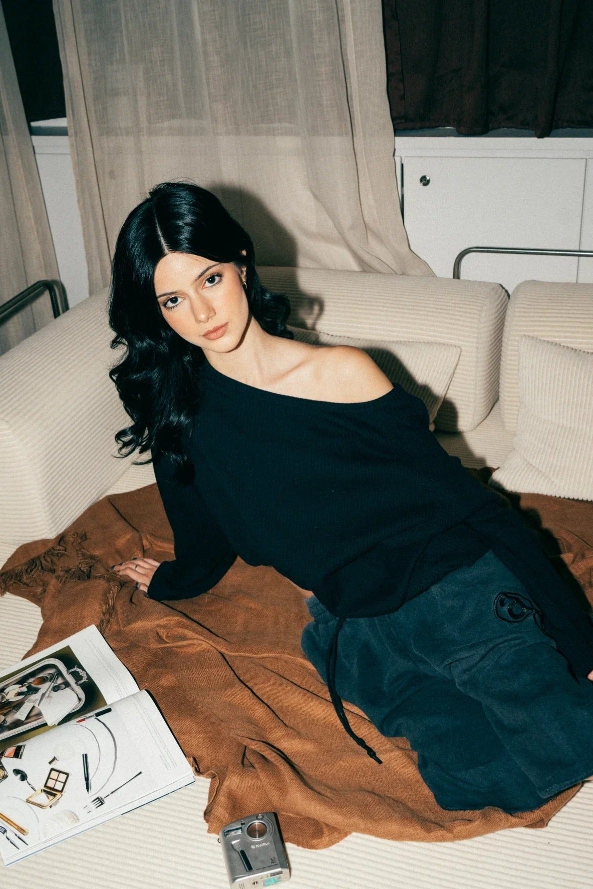 Aston Abode Open Shoulder Thermal, lifestyle shot
